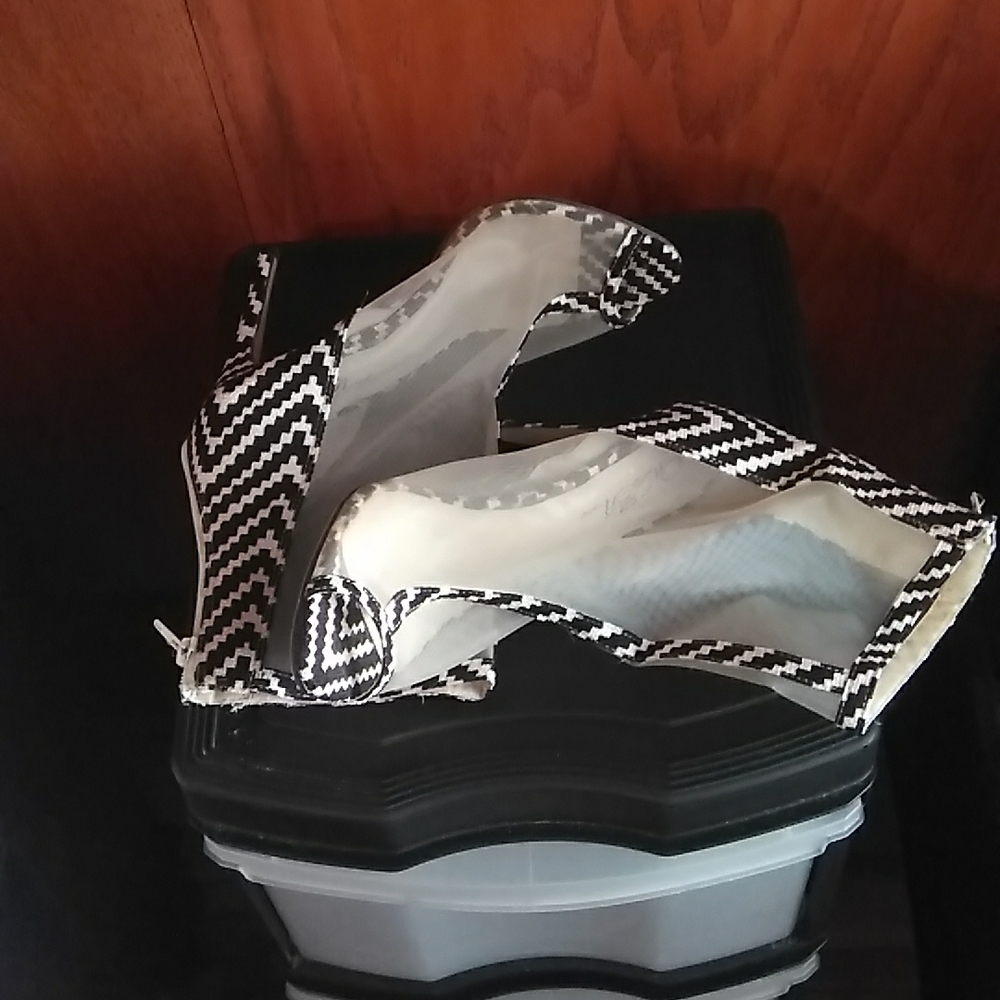 Women shoes - Picture 5 of 7